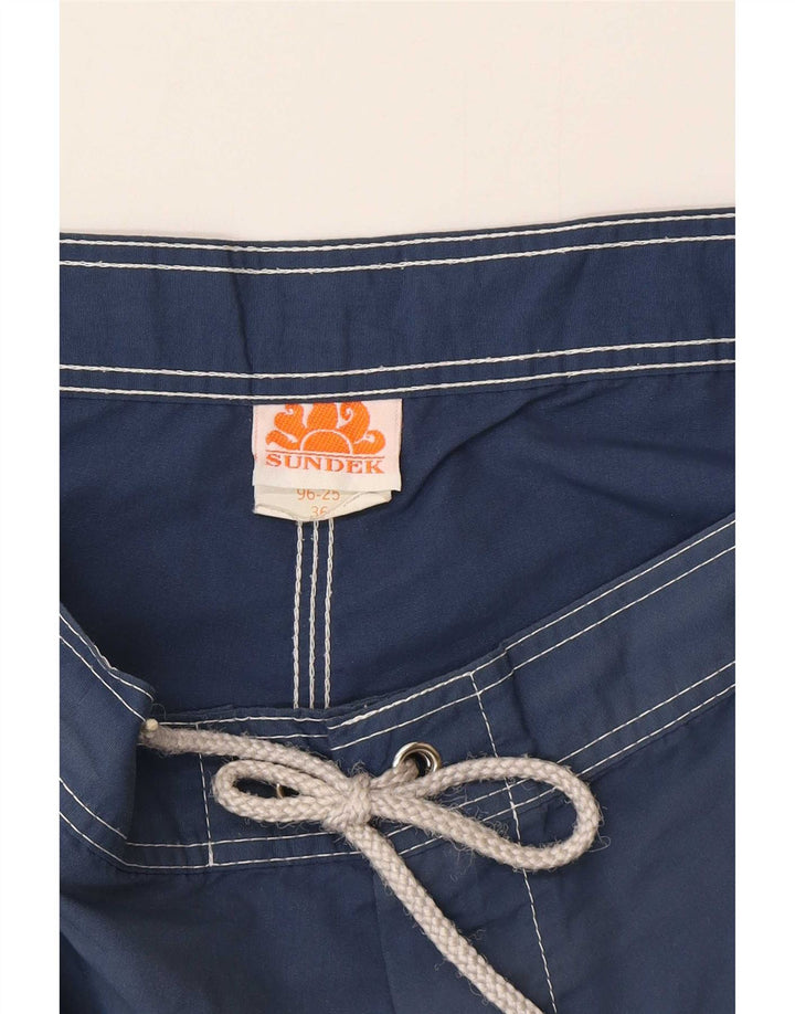 Pantaloncini da bagno da uomo Sundek grandi in nylon color block blu navy