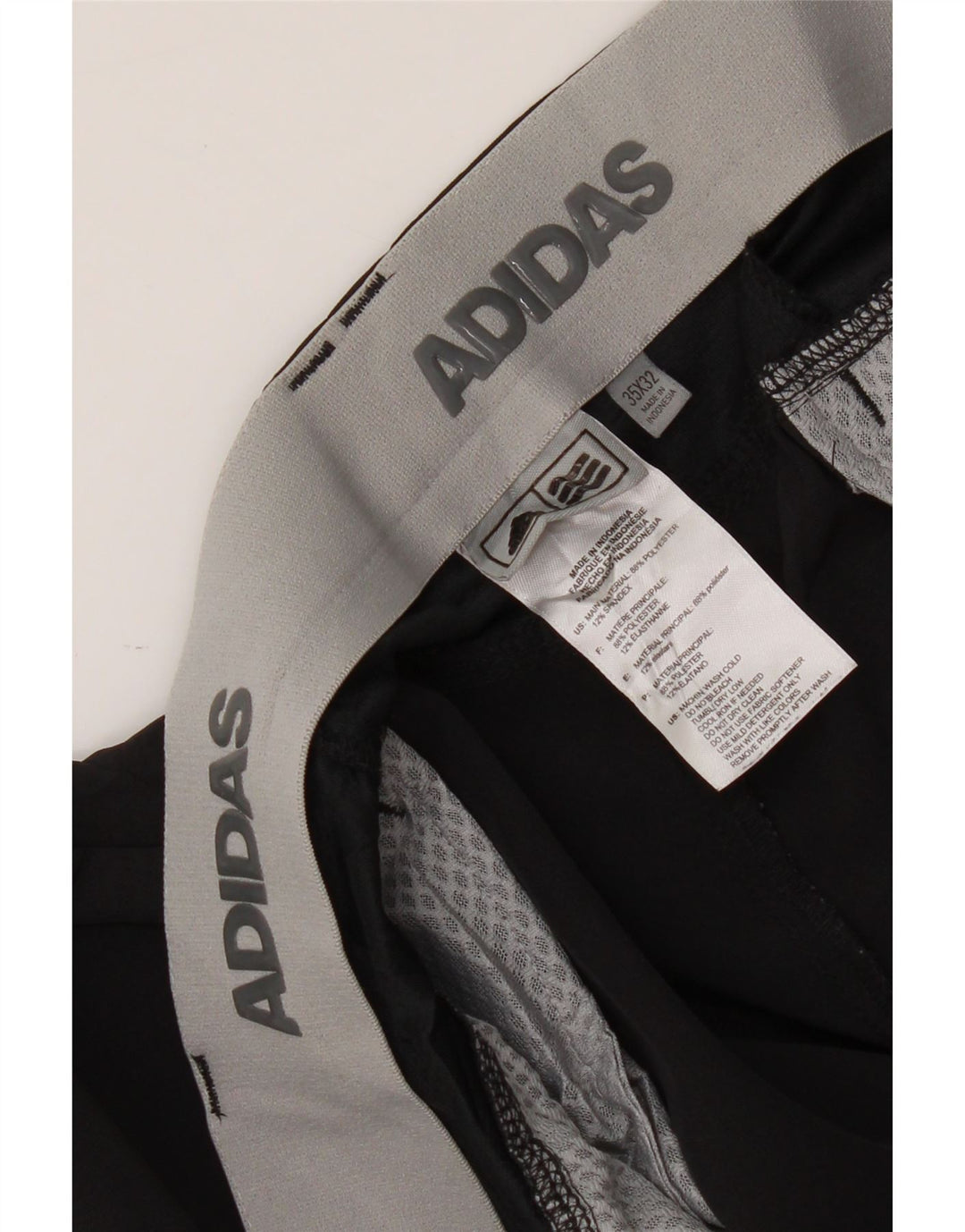 ADIDAS Mens Straight Chino Trousers W35 L32 Black Polyester Vintage Adidas and Second-Hand Adidas from Messina Hembry 