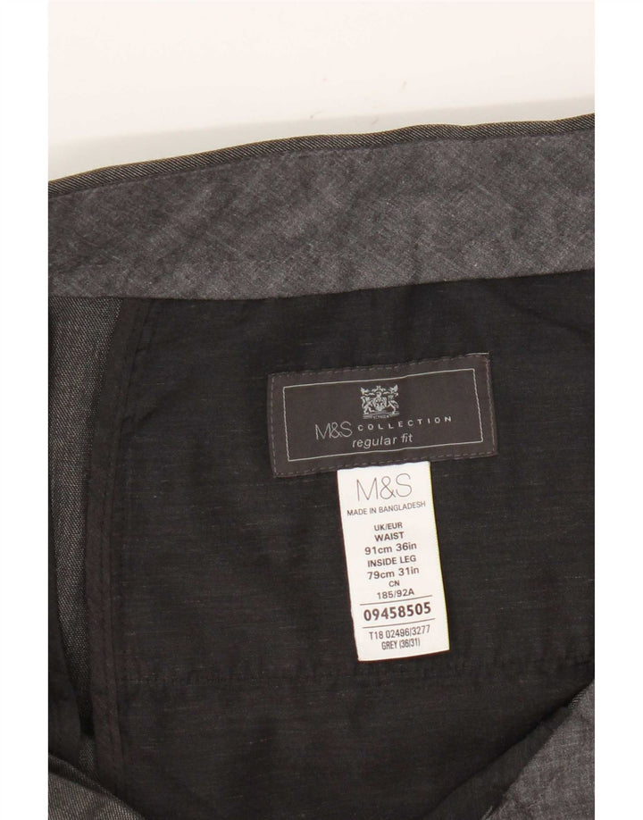 Pantaloni da abito vestibilità regolare Marks & Spencer da uomo W36 L31 poliestere grigio