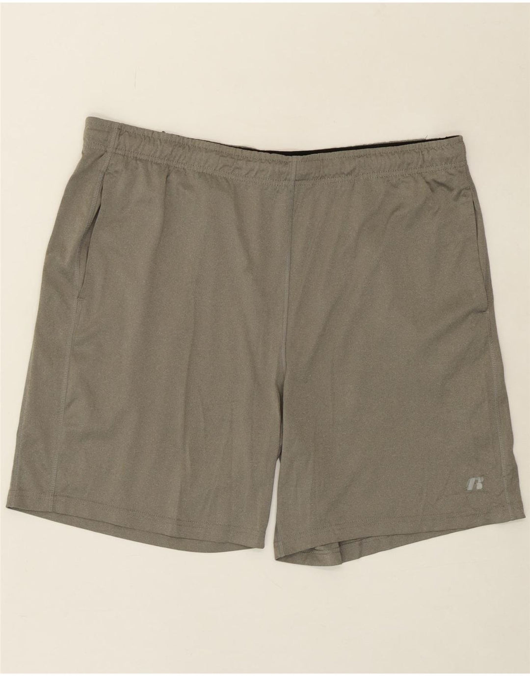 RUSSELL ATHLETIC Mens Sport Shorts Large Grey Polyester Vintage Russell Athletic and Second-Hand Russell Athletic from Messina Hembry 