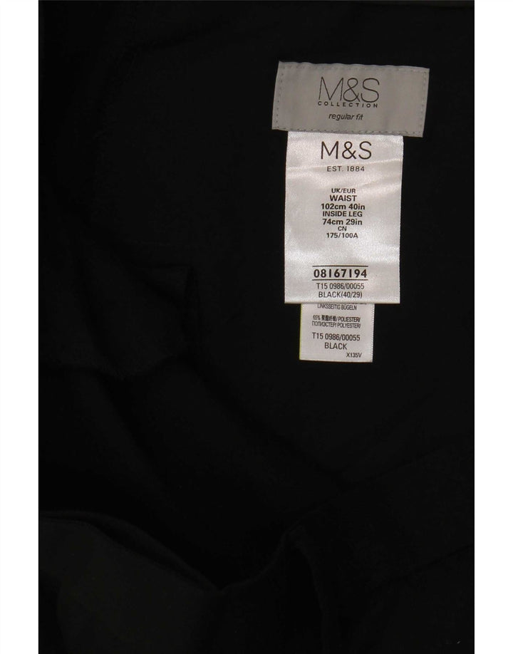 Pantaloni da abito vestibilità regolare Marks & Spencer da uomo W40 L29 poliestere nero