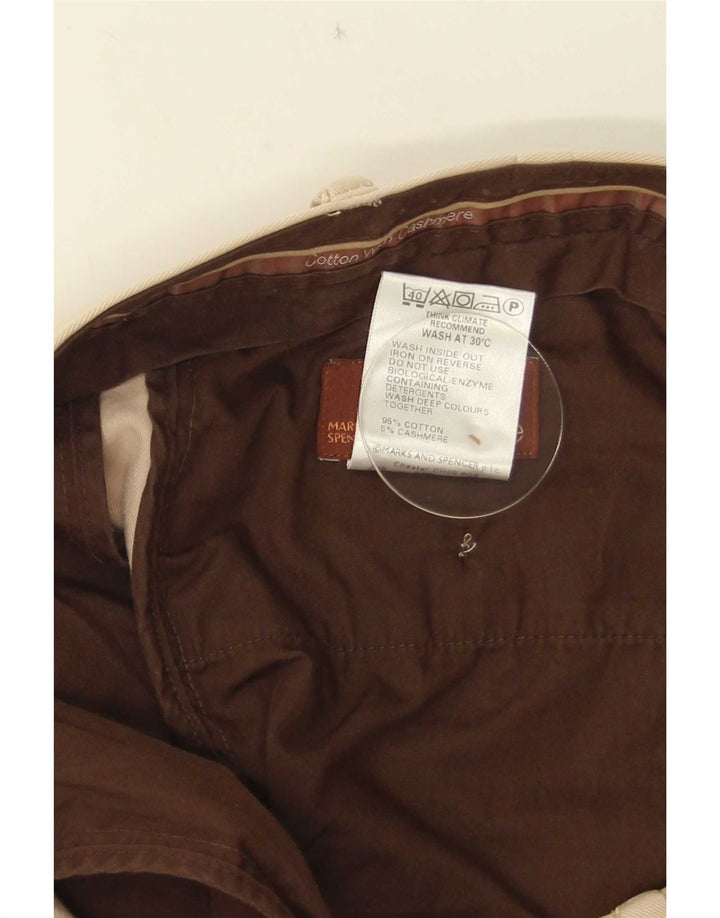 Pantaloni da abito con pegging da uomo Marks & Spencer W40 L33 in cotone beige