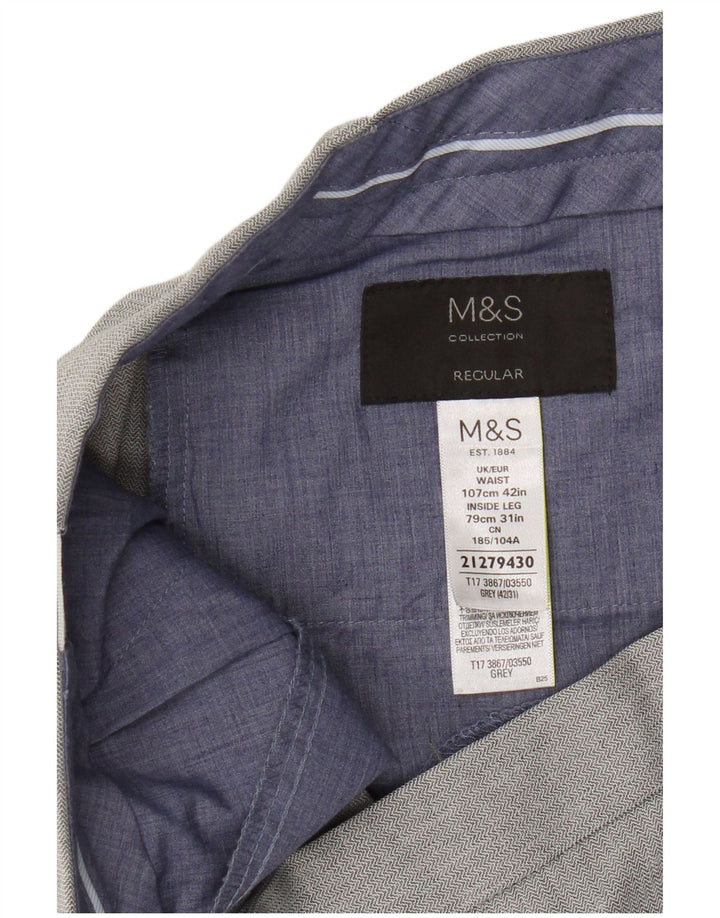 Pantaloni da abito regolari da uomo Marks & Spencer W42 L31 poliestere grigio