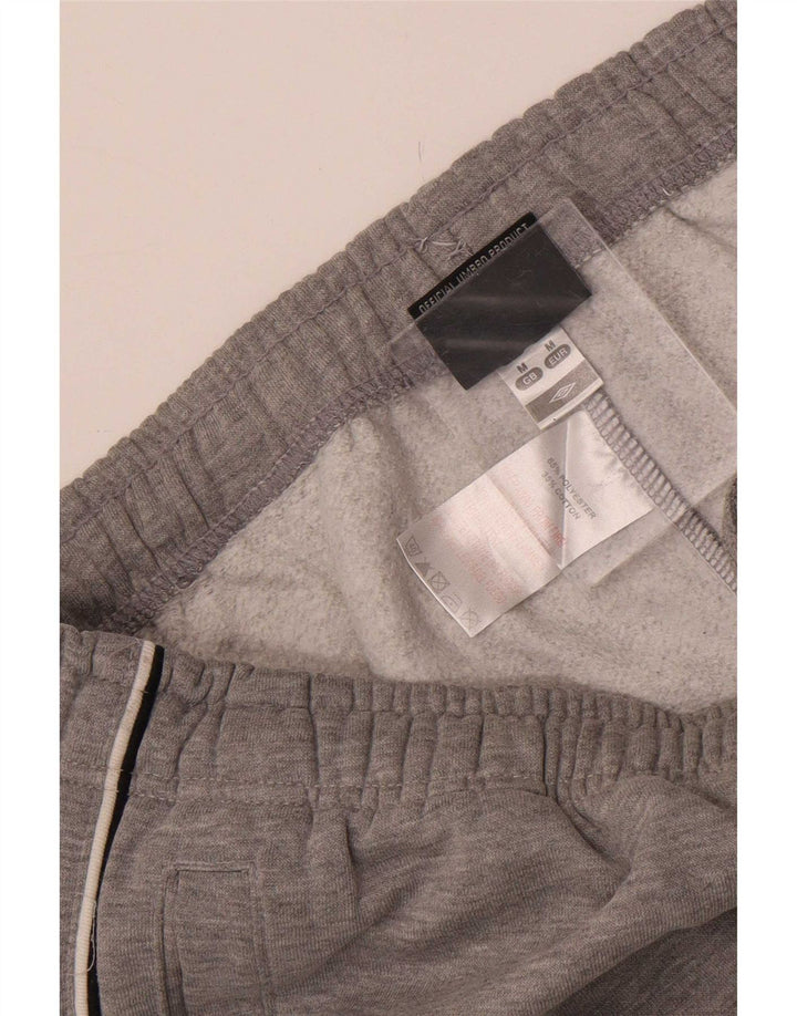 Pantaloni da tuta da uomo Umbro in poliestere grigio medio