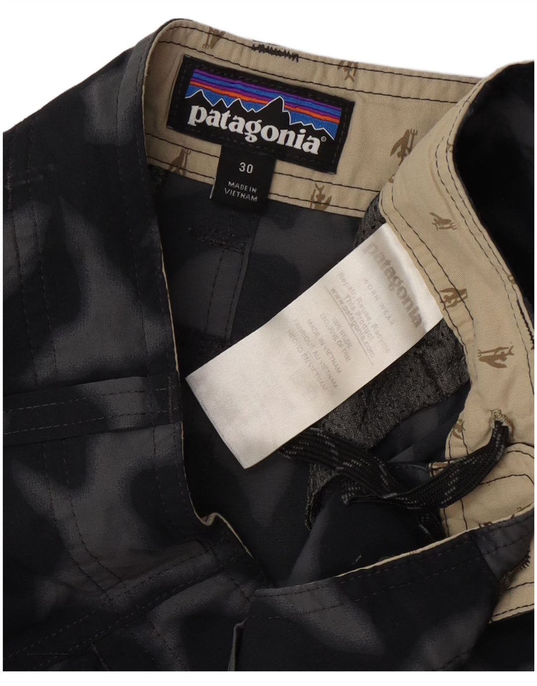 Pantaloncini cargo da uomo Patagonia W30 nylon mimetico nero medio