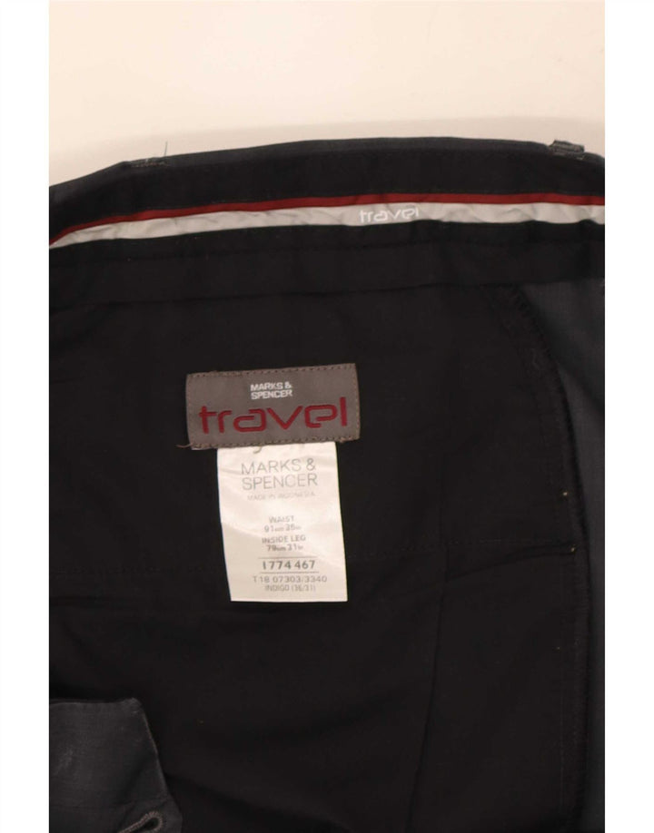 Pantaloni chino dritti da uomo Marks & Spencer W36 L31 poliestere blu
