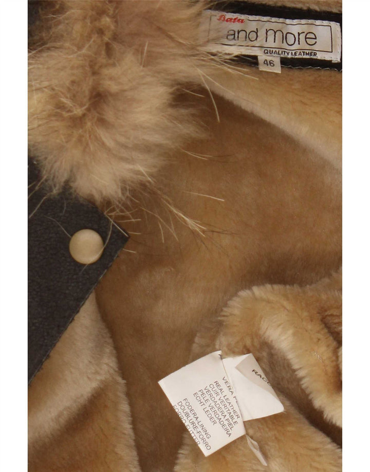 Giubbotto in shearling con cappuccio da donna Bata and More IT 46 Large in pelle marrone