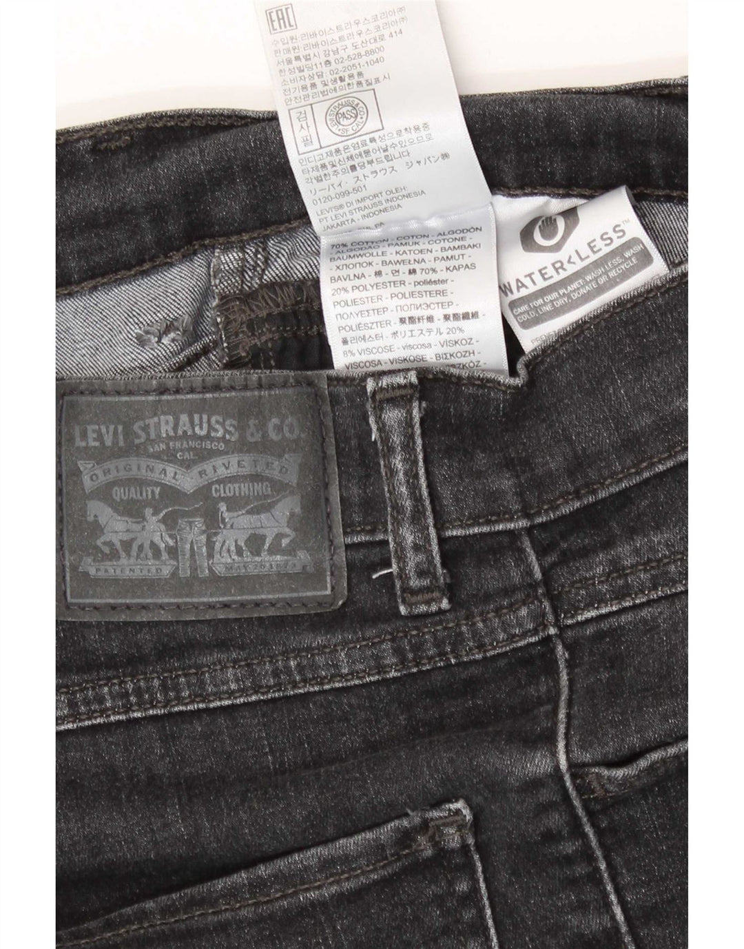 Jeans skinny effetto invecchiato da donna Levi's W27 L27 cotone nero
