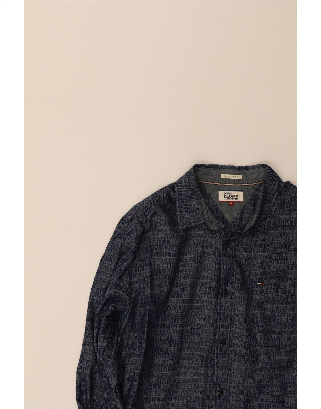 TOMMY HILFIGER Mens Graphic Regular Fit Shirt Medium Navy Blue Vintage Tommy Hilfiger and Second-Hand Tommy Hilfiger from Messina Hembry 