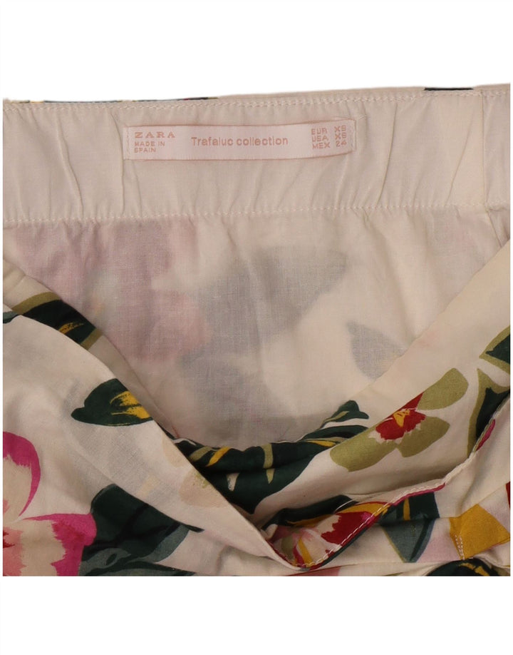 Minigonna Zara da donna XS W24 bianco sporco floreale