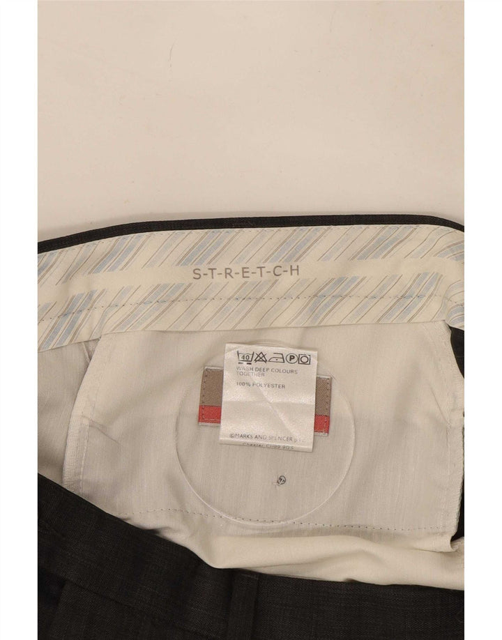 Pantaloni da abito con pegging elasticizzati da uomo Marks & Spencer W36 L31 poliestere grigio