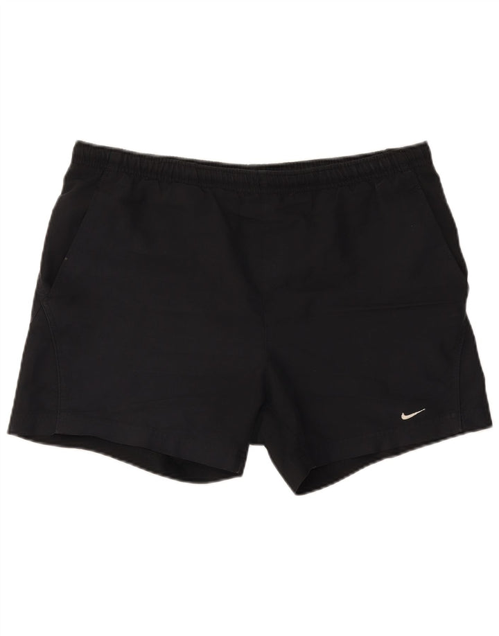 Pantaloncini sportivi Nike da uomo di colore nero medio