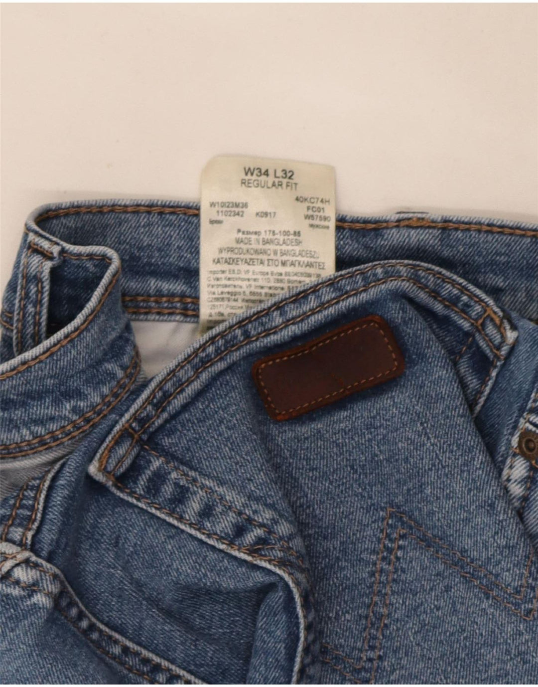 Jeans dritti da uomo Wrangler vestibilità regolare W34 L32 cotone blu