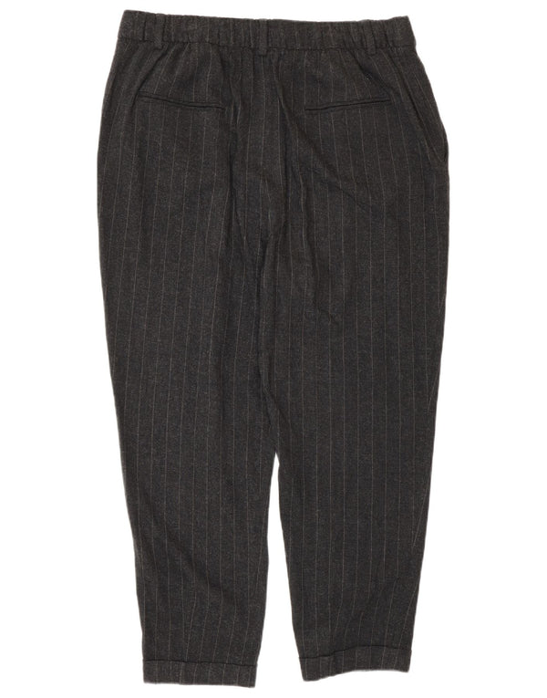 Pantaloni corti affusolati Zara da donna grandi W30 L24 a righe grigie