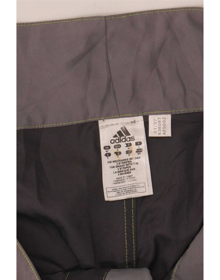 Pantaloncini da bagno grafici da uomo Adidas in poliestere color block grigio medio