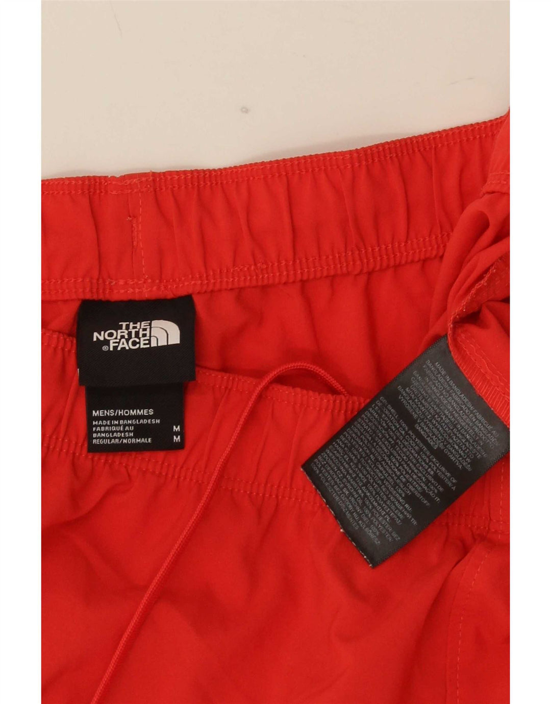 Pantaloncini sportivi da uomo The North Face rosso medio in poliestere