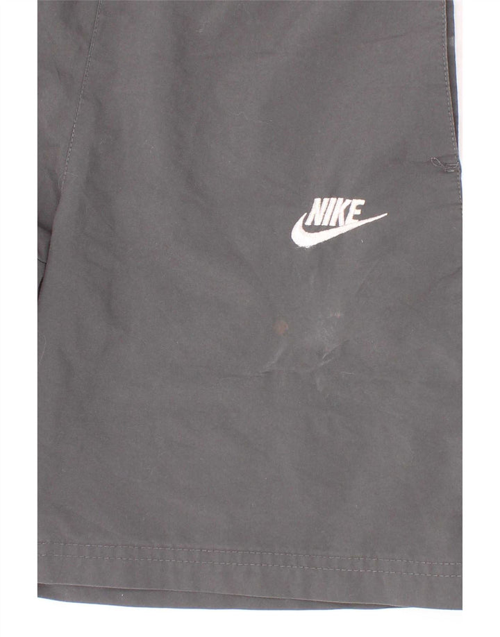 Pantaloncini sportivi Nike da ragazzo 12-13 anni Large in poliestere color block grigio