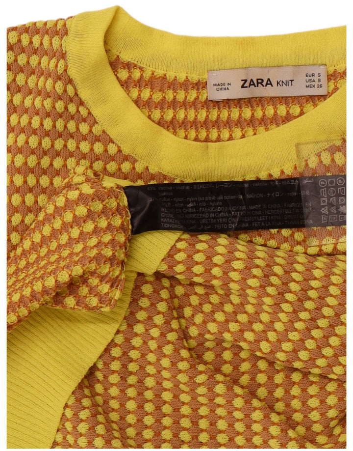 Maglione ZARA da donna girocollo corto UK 8 piccolo giallo geometrico