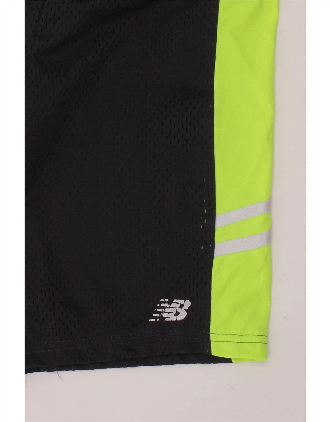 NEW BALANCE Boys Sport Shorts 7-8 Years Black Colourblock Polyester Vintage New Balance and Second-Hand New Balance from Messina Hembry 