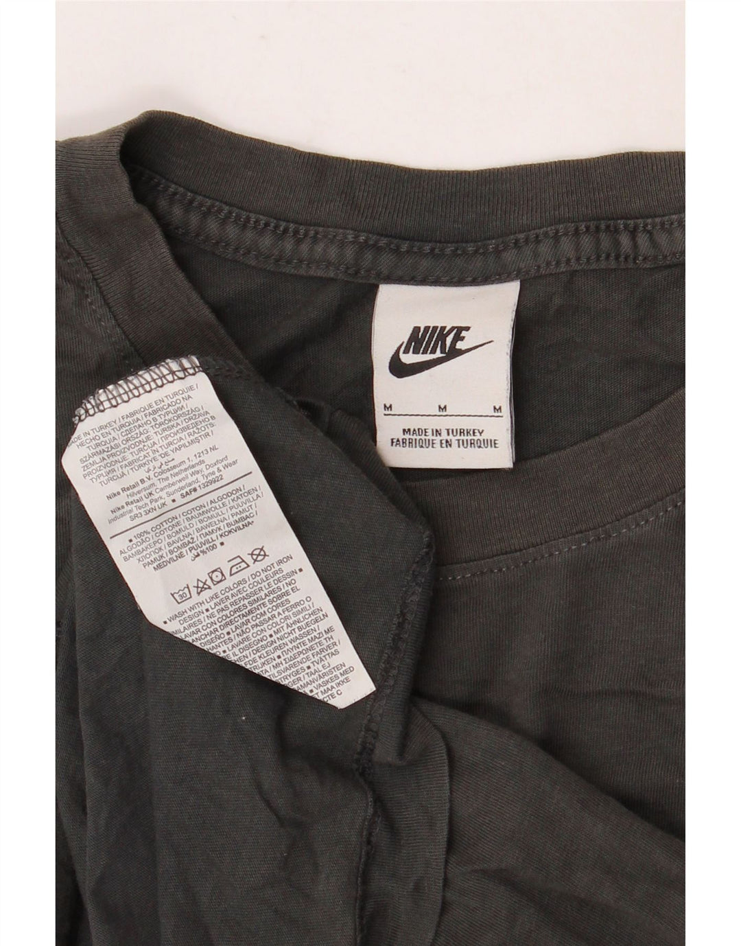 T-shirt grafica da uomo NIKE Top in cotone nero medio