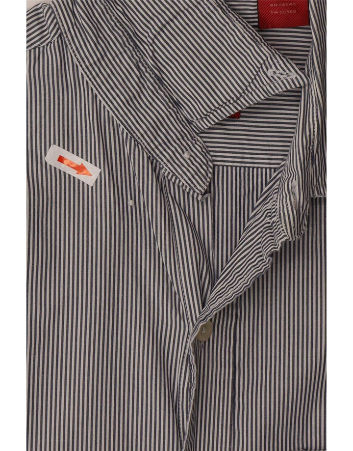 Izod Camicia da uomo piccola in cotone gessato blu