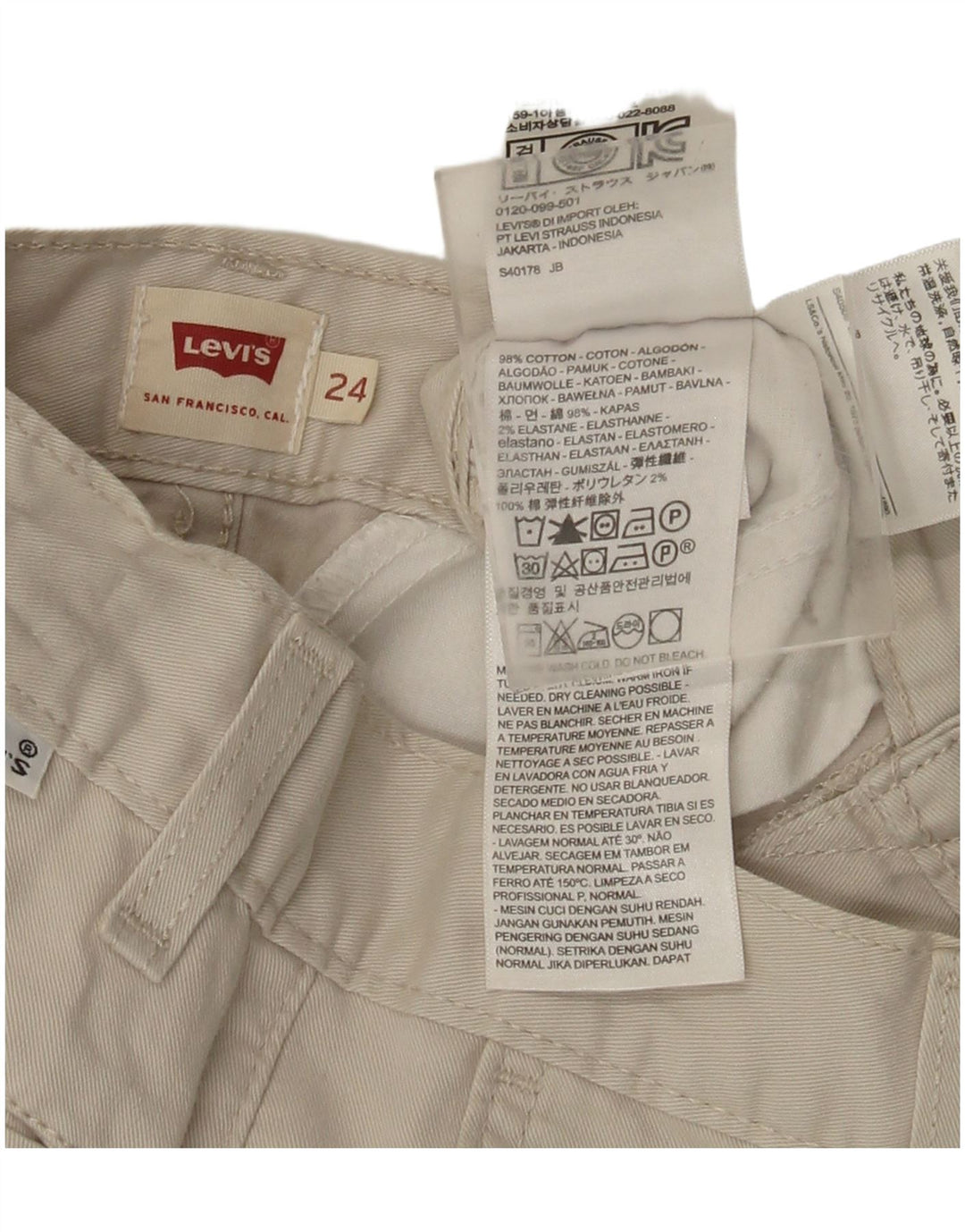 Pantaloncini chino da donna Levi's W24 XS in cotone beige