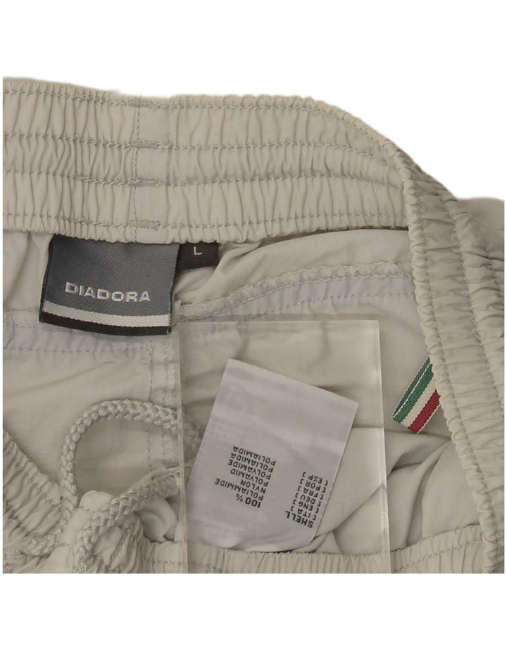 Pantaloncini sportivi Diadora Bermuda da uomo Large in poliammide bianco sporco