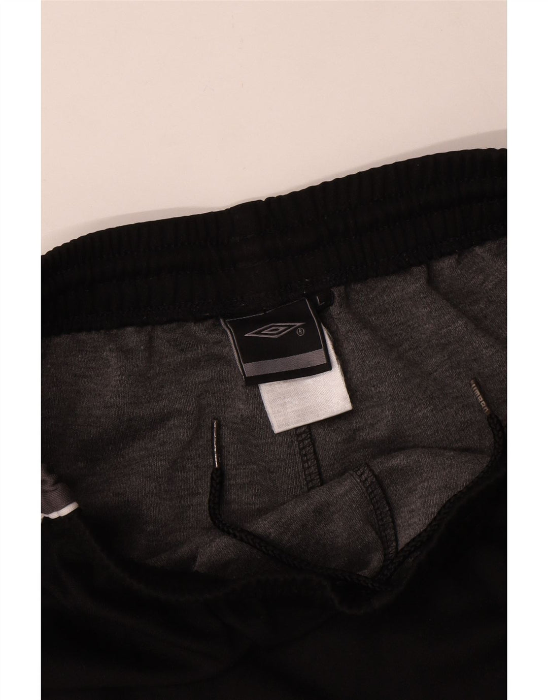 Pantaloncini sportivi Umbro da uomo con grafica Bermuda, grandi, in poliestere color block nero