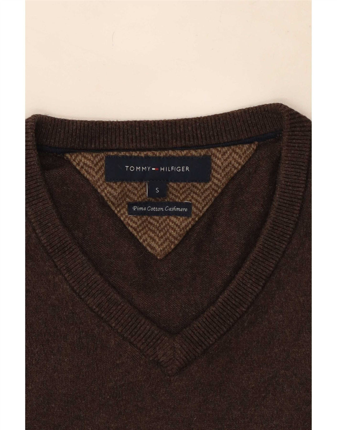 Maglione maglione con scollo a V da uomo Tommy Hilfiger piccolo in cotone marrone