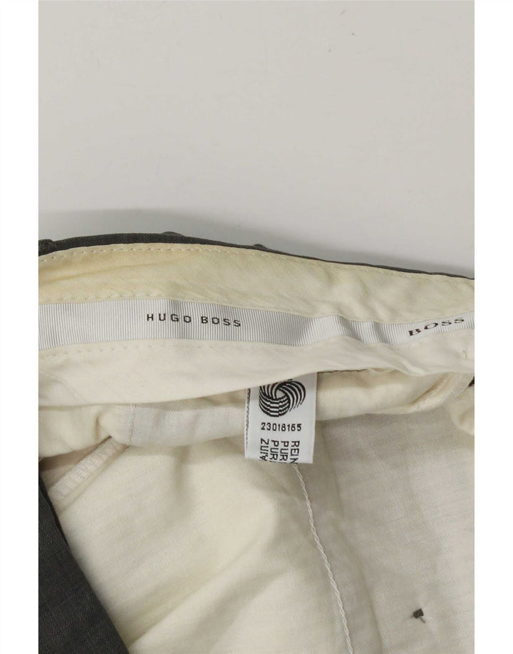 Pantaloni da abito con pegging da uomo Hugo Boss W34 L34 Grigi