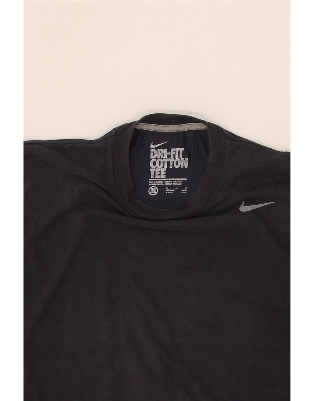 NIKE Mens Dri Fit T-Shirt Top UK 38/40 Medium Navy Blue Vintage Nike and Second-Hand Nike from Messina Hembry 