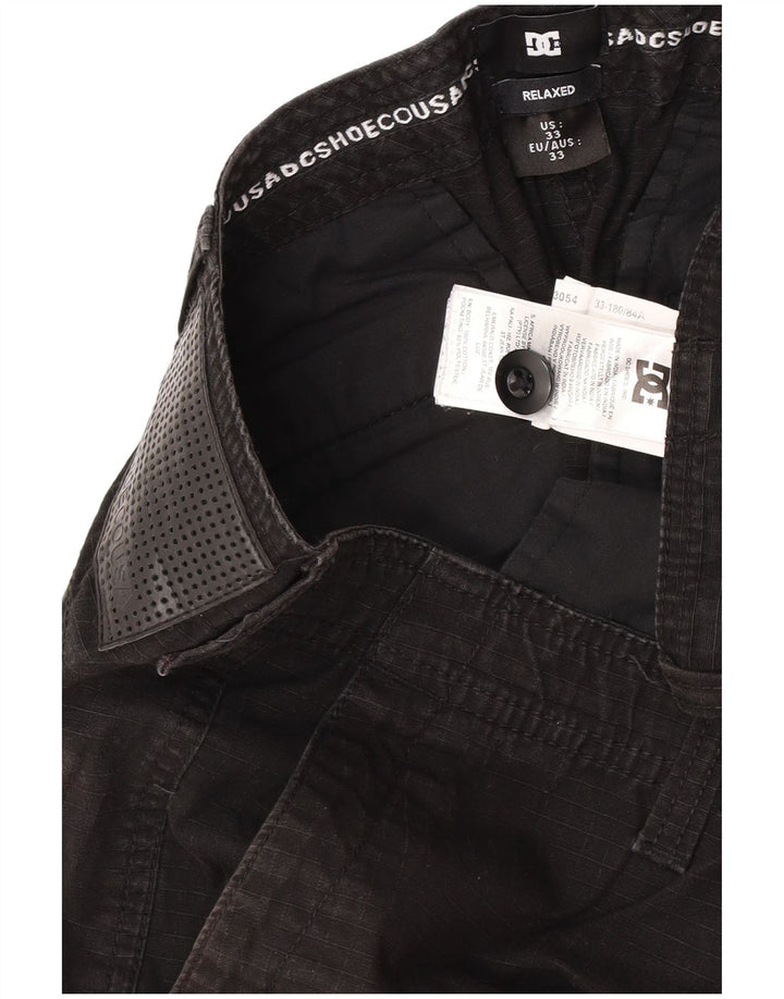 Pantaloncini cargo DC da uomo dalla vestibilità comoda W33 cotone nero medio