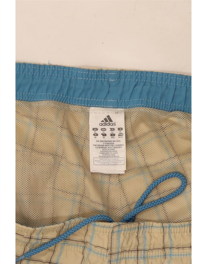 Pantaloncini da bagno da uomo ADIDAS XL Beige a quadri in poliestere