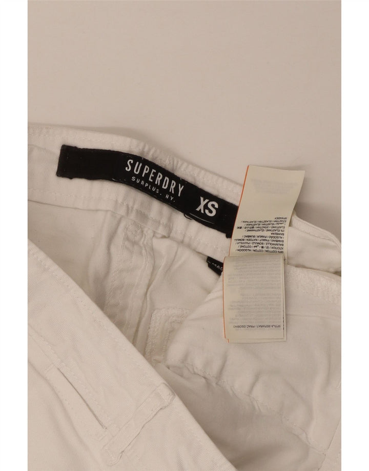 Pantaloncini chino da donna Superdry XS W30 cotone bianco