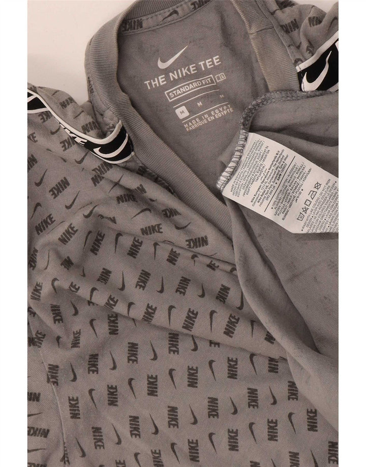 T-shirt grafica da uomo Nike Top in cotone maculato grigio medio