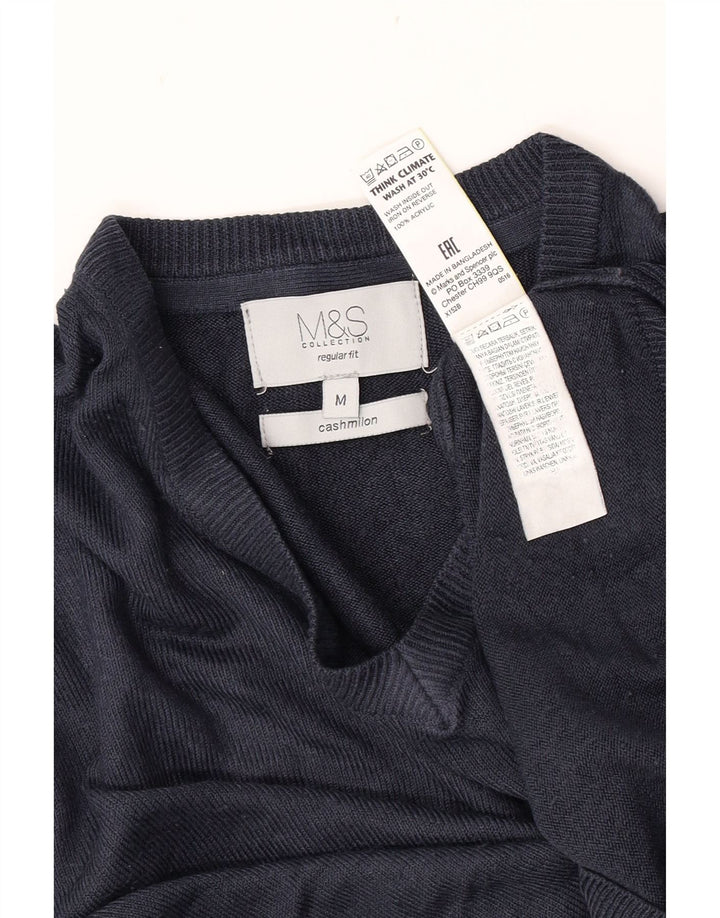 Maglione maglione con scollo a V vestibilità regolare da uomo Marks & Spencer blu navy medio