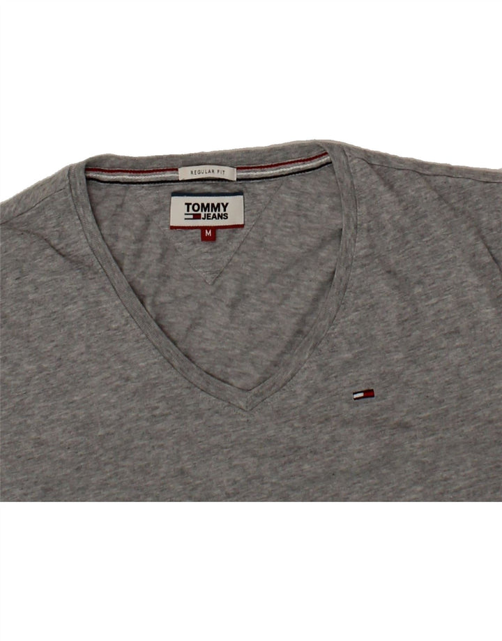 TOMMY HILFIGER Womens Regular Fit T-Shirt Top UK 14 Medium Grey Cotton Vintage Tommy Hilfiger and Second-Hand Tommy Hilfiger from Messina Hembry 