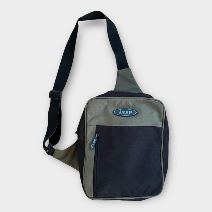 Borsa tattica Jeep con una tracolla