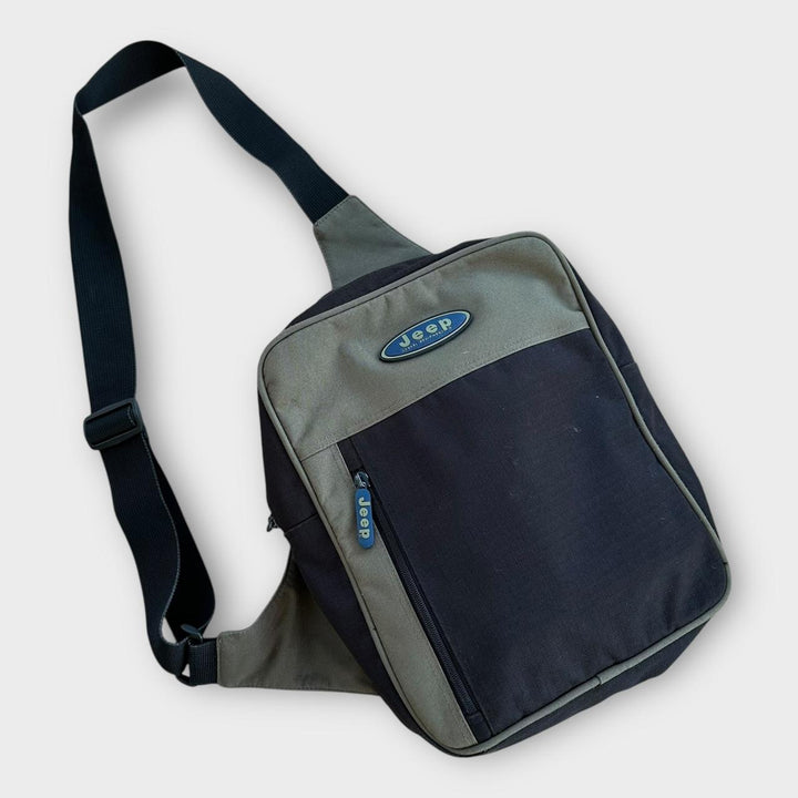 Borsa tattica Jeep con una tracolla