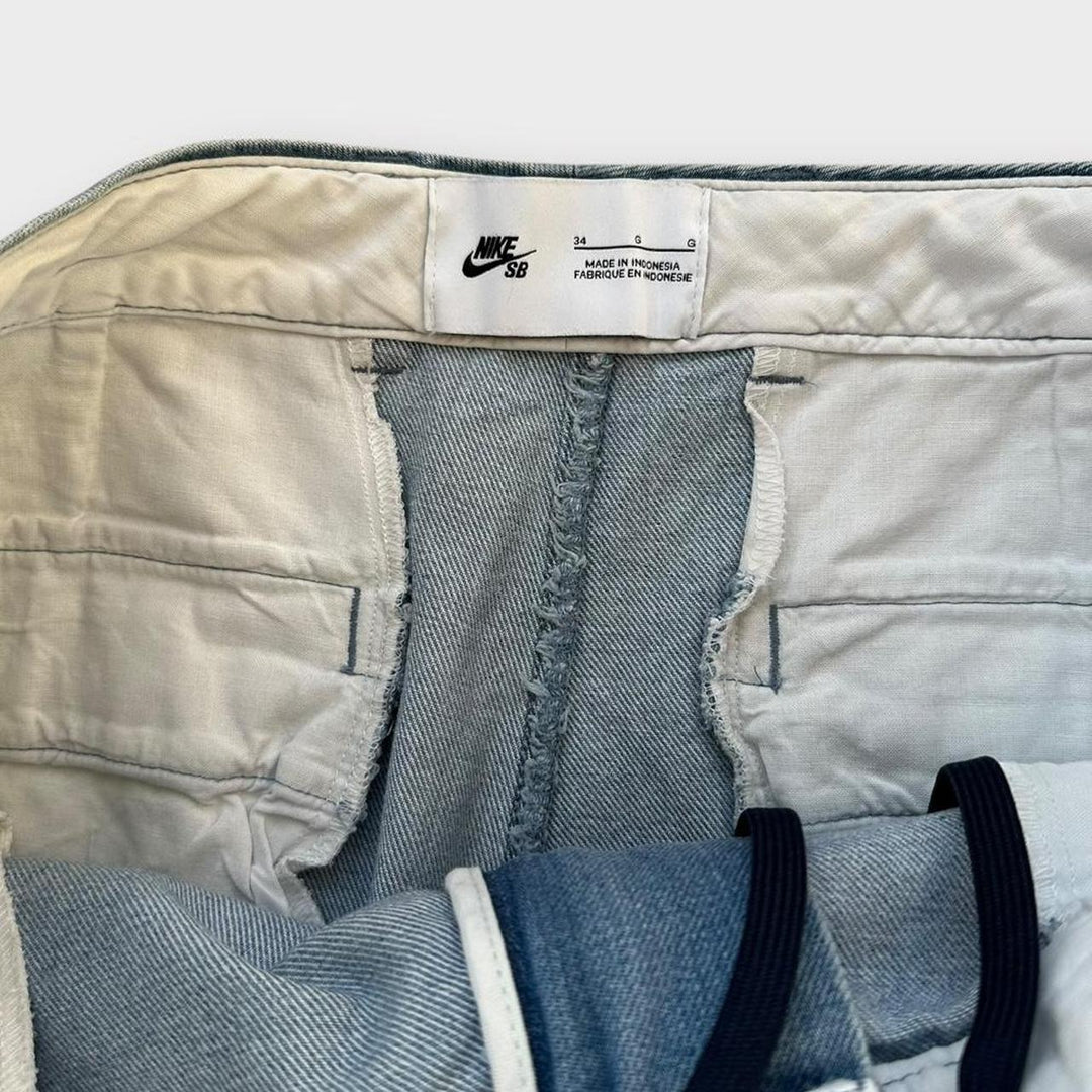 Jeans in denim Nike SB - vita 34 pollici