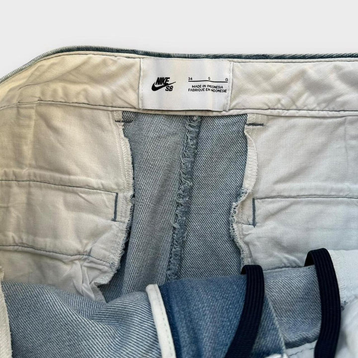 Jeans in denim Nike SB - vita 34 pollici
