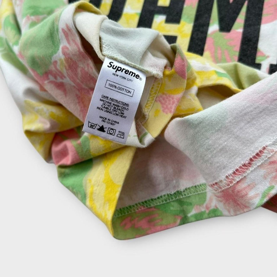 T-shirt con grafica Supreme Flowers - grande