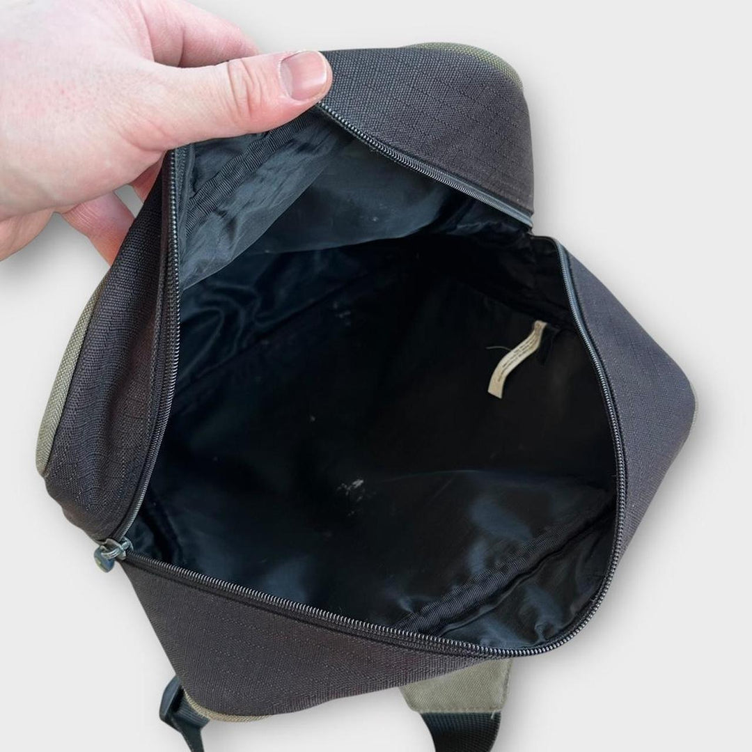 Borsa tattica Jeep con una tracolla