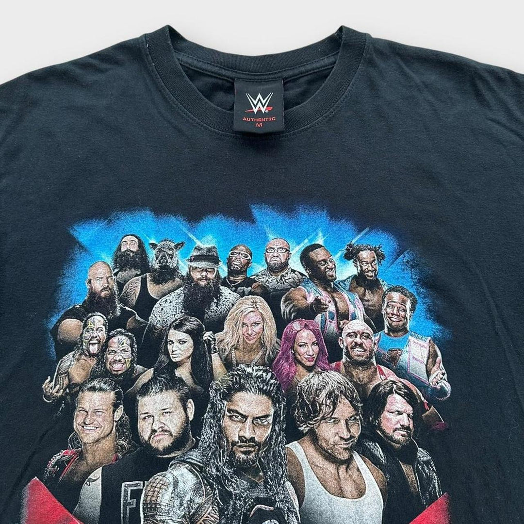 T-shirt grafica WWE - media