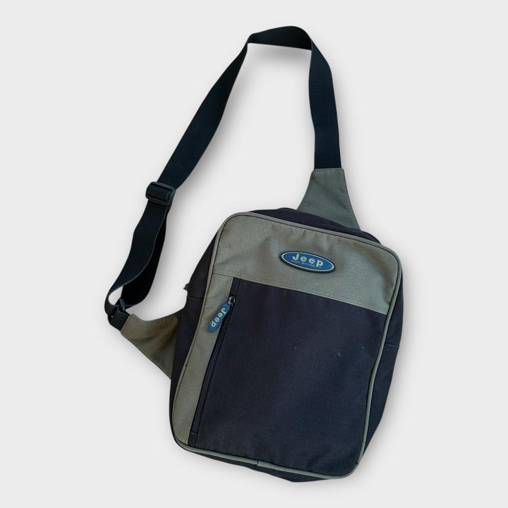 Borsa tattica Jeep con una tracolla