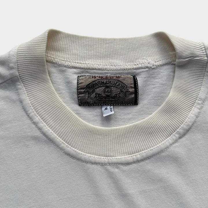 T-shirt grafica vintage Armani Jeans - media