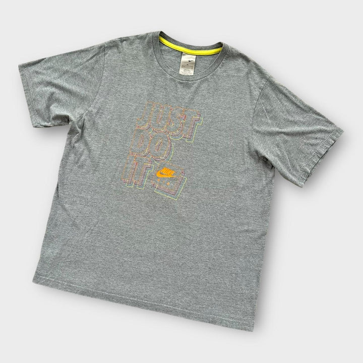 T-shirt grafica Nike vintage - XXL