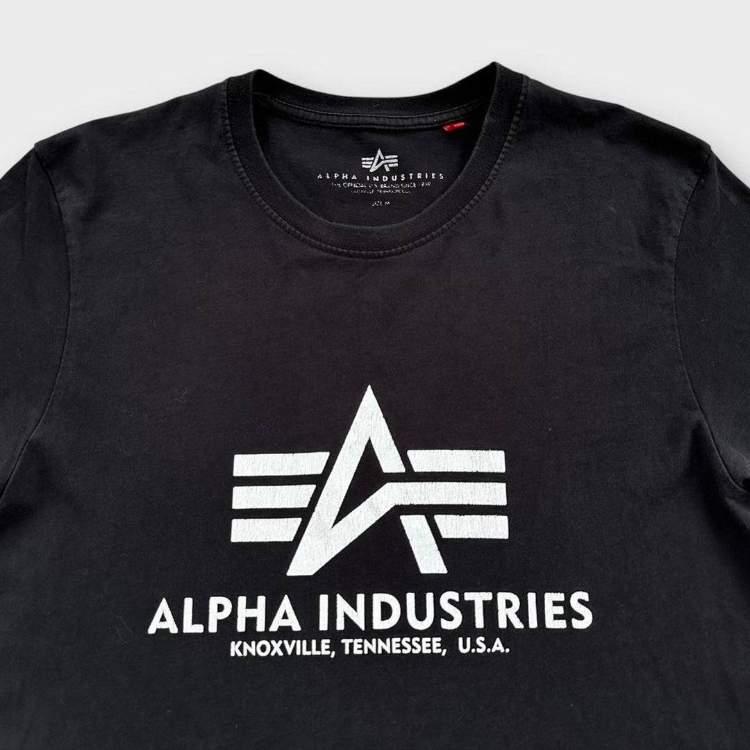 T-shirt grafica Alpha Industries - media