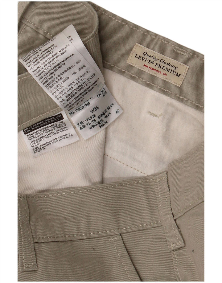 Pantaloni chino affusolati da uomo LEVI'S W36 L28 in cotone beige