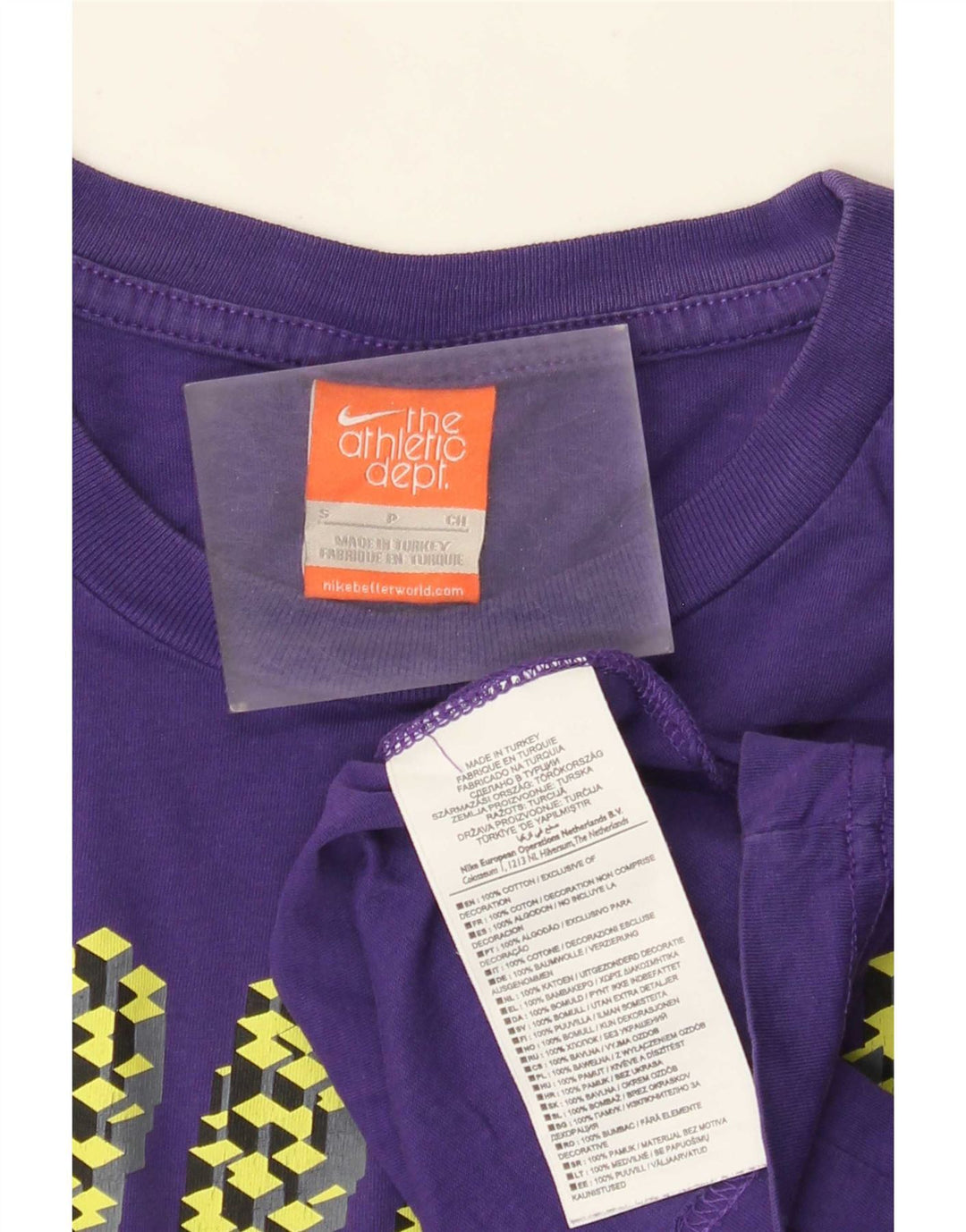 T-shirt grafica Nike Regular da uomo, piccola, in cotone viola